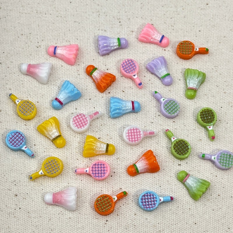 20 piezas de dijes 3D mini de  - Badminton Minion reseña y precio